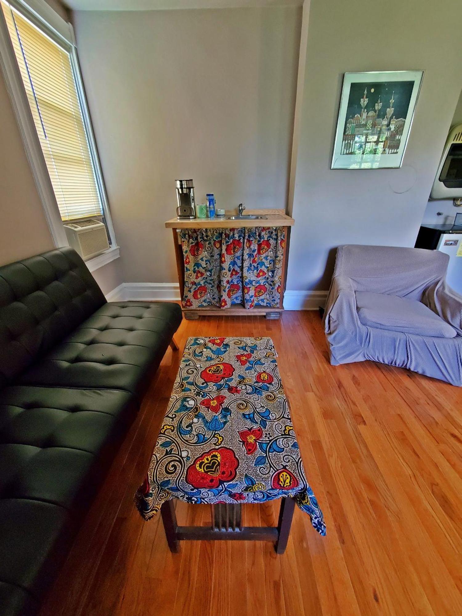 Point Breeze Guest House Pittsburgh Room photo